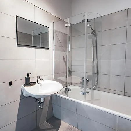 Prime - 2 Direkt Am Fluss 아파트